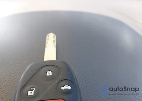 2010 Honda Accord 2.4 Lx z USA, uszkodzony, nr VIN 1HGCP2F38AA184879